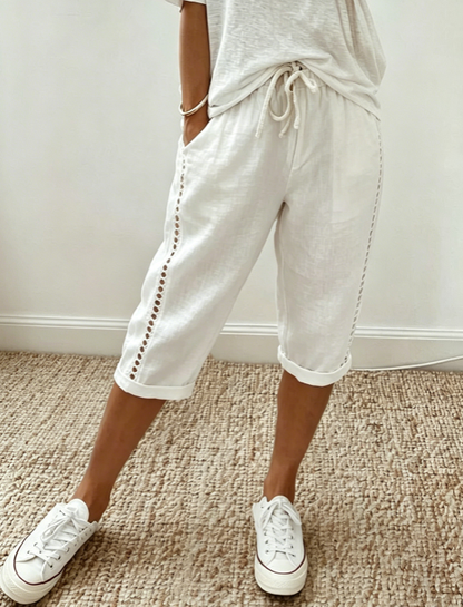 Pantalones capri de verano para mujer con detalles de encaje