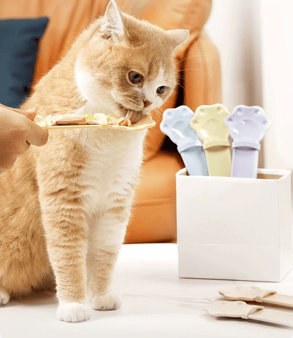 Cuchara exprimible para golosinas para gatos