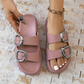 Sandalias tipo slide con punta abierta y diseño recortad