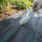 🌿 ¡50% DE DESCUENTO AHORA! ⛏️ Malla antihierbas para jardín – Bloquea la luz solar, transpirable y resistente – Ideal para parterres y senderos – Reduce el esfuerzo de deshierbe 🌱✨