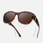 🥽👓 ¡53% DE DESCUENTO! Si usas gafas, ¡esto es para ti! Estas gafas de sol extragrandes se colocan fácilmente sobre tus gafas graduadas y te harán lucir como una estrella de cine. Sin clips caros y sin necesidad de usar lentes de contacto.