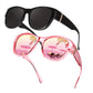 🥽👓 ¡53% DE DESCUENTO! Si usas gafas, ¡esto es para ti! Estas gafas de sol extragrandes se colocan fácilmente sobre tus gafas graduadas y te harán lucir como una estrella de cine. Sin clips caros y sin necesidad de usar lentes de contacto.