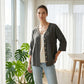 👚Blusa de Mujer con Cuello en V, Encaje y Botones – Elegancia para el Día a Día ✨